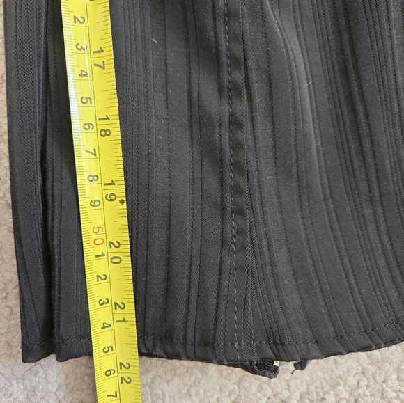 SWITCHBLADE STILETTO Black Zippered Jacket with Skull buttons. Size M - Picture 11 of 11